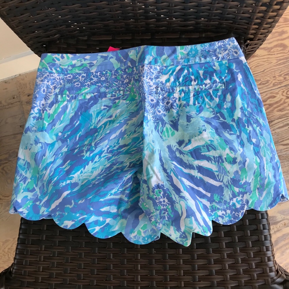 NWT Lilly Pulitzer Buttercup Scallop Hem Shorts - Picture 2 of 3